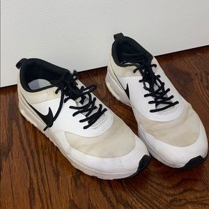 Nike air max’s Thea (used)